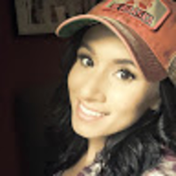 Meet your Posher, Lauren - Picture 1 of 1